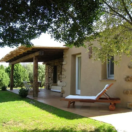 Le Tre Pietre Villa Baja Sardinia Exterior photo