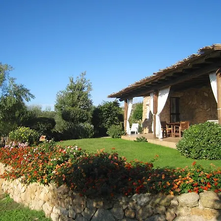 Le Tre Pietre Villa Baja Sardinia Exterior photo